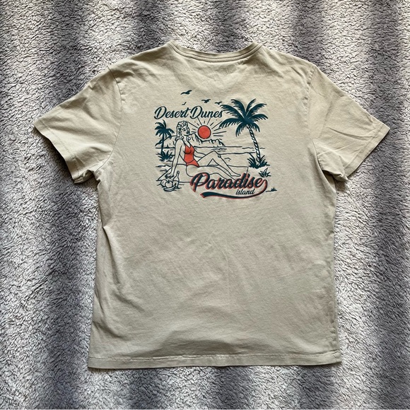 Desert Dunes Paradise Island Graphic Tee Shirt Mens Medium Cream Beach Sunrise - Picture 1 of 8